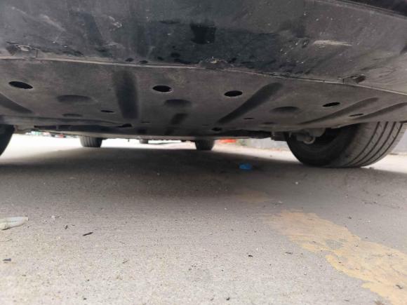 [广州·粤A] 二手比亚迪海豹2022款 550km 标准续航后驱版尊贵型