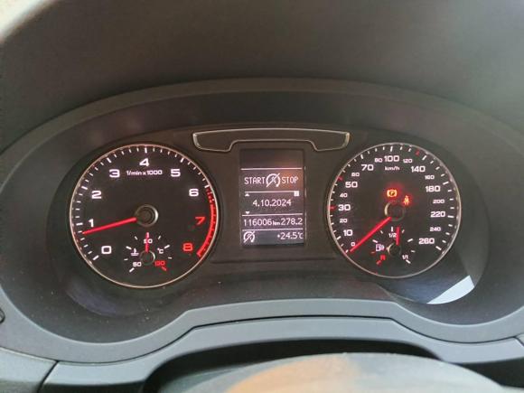 [武汉·鄂A] 二手奥迪奥迪Q32016款 30 TFSI 标准型