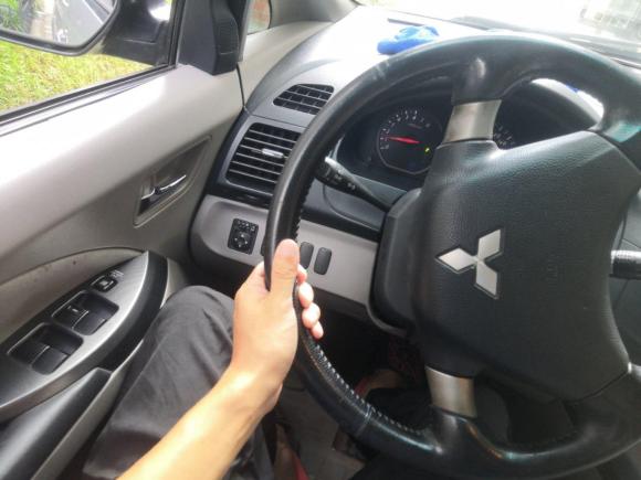 [南通·苏K] 二手三菱格蓝迪2006款 2.4 七人绒布版