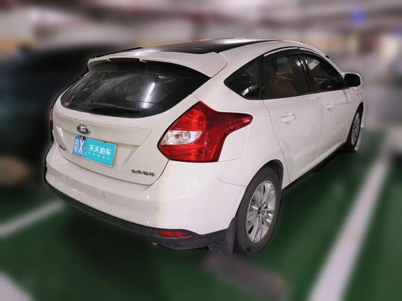 [佛山·粤X] 二手福特福克斯2012款 两厢 1.6L 自动舒适型