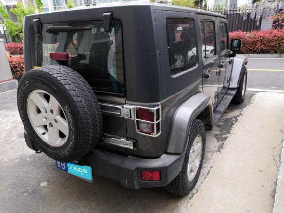 [青岛·鲁B] 二手Jeep牧马人2010款 3.8L Sahara 四门版