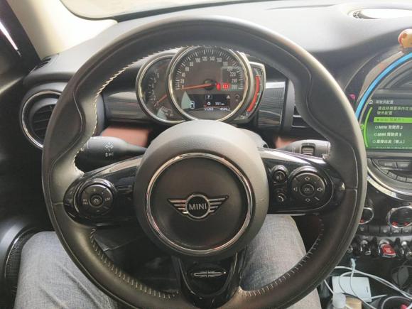 [金华·浙G] 二手MINIMINI2018款 1.5T COOPER 艺术家 五门版
