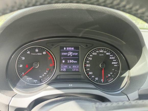 [苏州·皖S] 二手奥迪奥迪A32018款 30周年年型 Limousine 40 TFSI 运动型