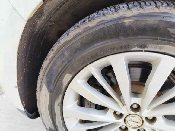 [武汉·鄂W] 二手众泰众泰SR92017款 2.0T 自动极致之光版