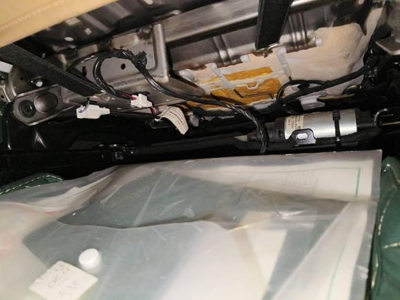 [佛山·粤E] 二手荣威荣威RX52016款 20T 两驱自动旗舰版