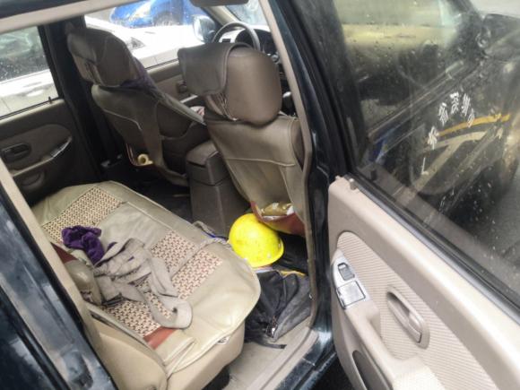 [深圳·粤B] 二手江铃宝典2013款 2.8T两驱舒适超值版JX493ZLQ4F