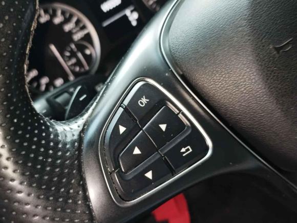 [南昌·赣E] 二手奔驰威霆2016款 2.0T 商务版