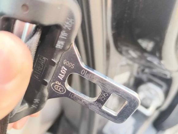 [宁波·浙B] 二手奔驰威霆2016款 2.0T 商务版