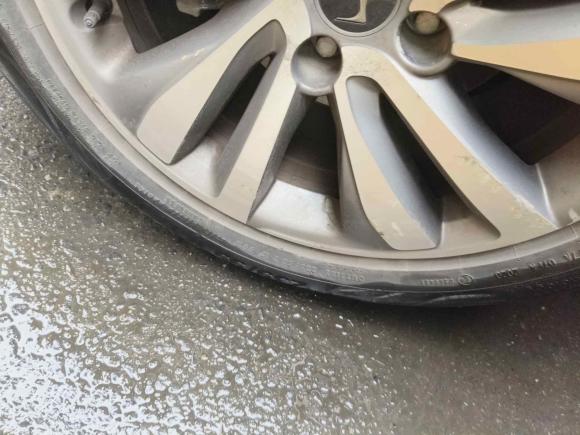 [无锡·苏B] 二手DSDS 62016款 1.6T 豪华版THP160