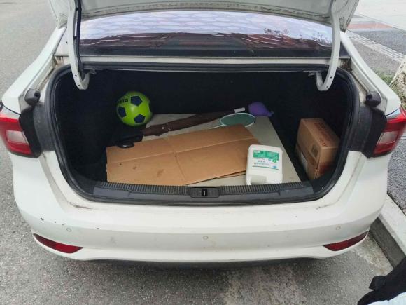 [成都·川A] 二手荣威荣威i52019款 1.5L 自动4G互联朗豪版