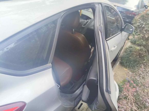 [宁波·浙B] 二手福特福克斯2012款 两厢 1.6L 自动舒适型