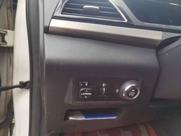 [深圳·粤B] 二手长安凯程长安欧尚A6002016款 1.5L 手动豪华型7座