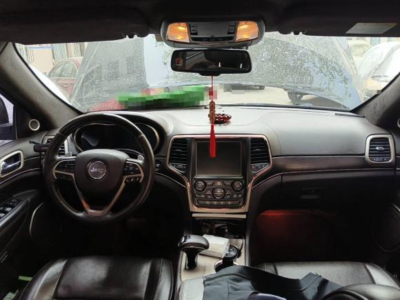 [济南·鲁A] 二手Jeep大切诺基2014款 3.0L 旗舰尊悦版