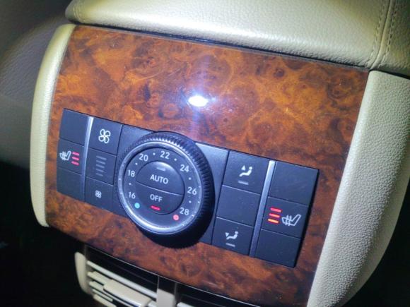 [上海·沪A] 二手奔驰奔驰R级2011款 R 350 L 4MATIC