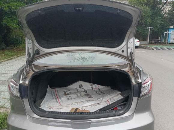 [南京·苏A] 二手马自达马自达3星骋2011款 三厢 1.6L 手动舒适型