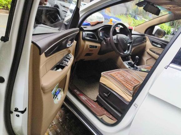 [广州·甘E] 二手宝骏宝骏7302017款 1.5T 手动尊享型 7座