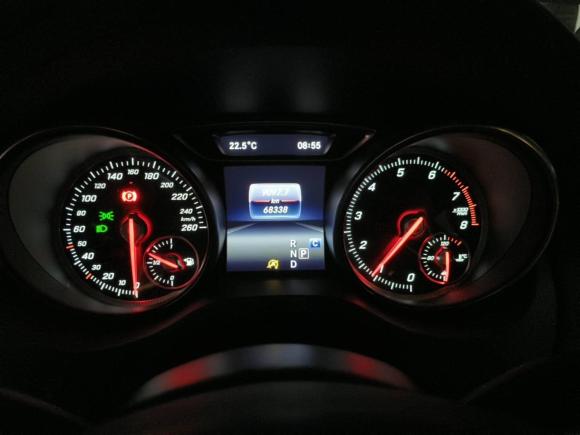 [台州·浙J] 二手奔驰奔驰GLA2017款 GLA 200 动感型