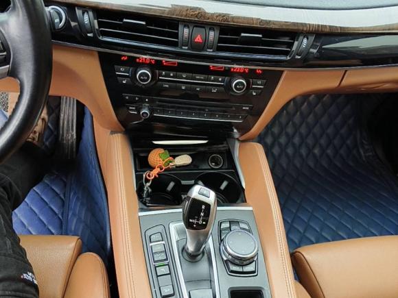 [无锡·苏B] 二手宝马宝马X62015款 xDrive28i