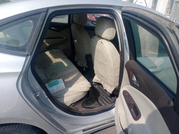 [上海·川Y] 二手别克威朗2015款 三厢 15S 手动进取型