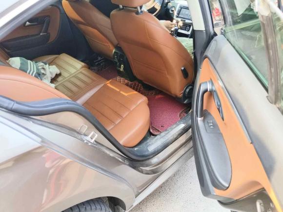 [济南·鲁A] 二手大众一汽-大众CC2012款 1.8TSI 尊贵型