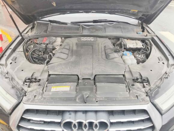 [常州·苏D] 二手奥迪奥迪Q72016款 45 TFSI 技术型