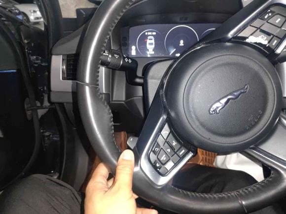 [杭州·浙A] 二手捷豹捷豹XFL2018款 XFL 2.0T 250PS 豪华版