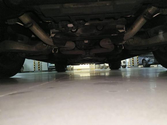 [武汉·鄂A] 二手路虎揽胜运动版2015款 3.0 SC V6 HSE