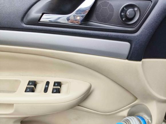 [成都·川A] 二手斯柯达明锐2015款 经典款 1.6L 手动逸杰版