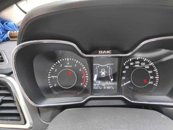 [深圳·粤P] 二手北汽幻速北汽幻速H32015款 1.5L 手动豪华型