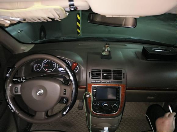 [武汉·鄂A] 二手别克别克GL82011款 2.4L LT行政版