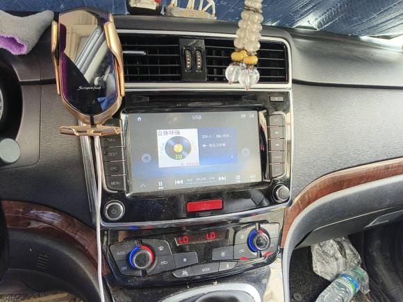 [义乌·赣L] 二手哈弗哈弗H62014款 运动版 1.5T 手动两驱精英型