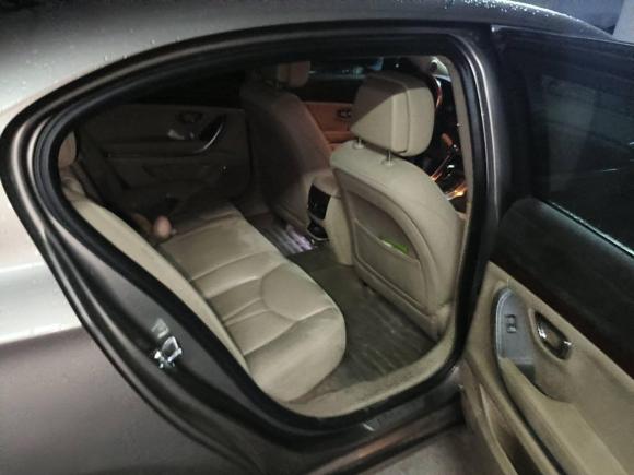 [上海·沪B] 二手荣威荣威9502012款 2.4L 豪华行政版