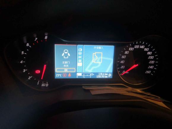 [青岛·鲁B] 二手福特蒙迪欧-致胜2011款 2.0L GTDi200时尚型