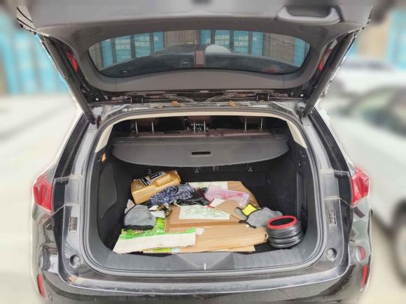 [南昌·赣A] 二手魏牌魏牌 VV72017款 2.0T 旗舰型