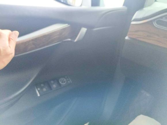 [上海·沪A] 二手特斯拉Model X2016款 Model X 75D