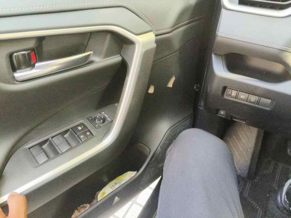 [上海·沪E] 二手丰田RAV4荣放2022款 双擎 2.5L E-CVT四驱精英Plus版