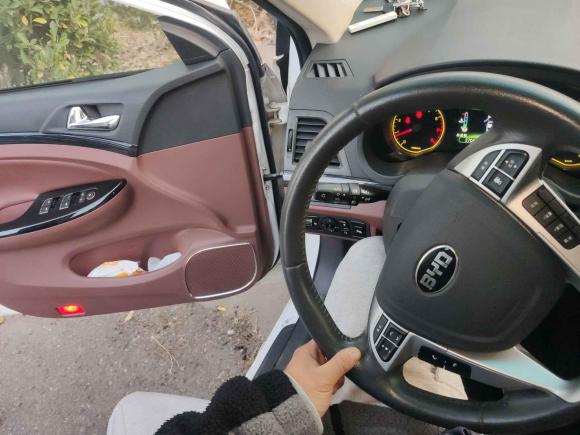 [南通·苏F] 二手比亚迪速锐2016款 1.5L 手动精英型