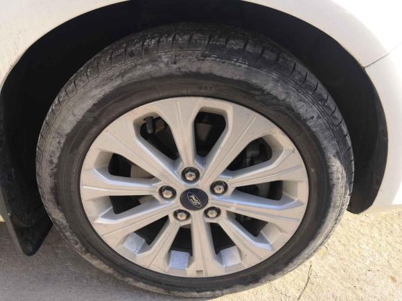 [青岛·鲁B] 二手福特福睿斯2015款 1.5L 自动时尚型