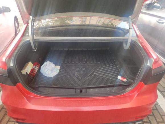 [上海·沪A] 二手荣威荣威i6新能源2017款 45T 混动互联智尊版