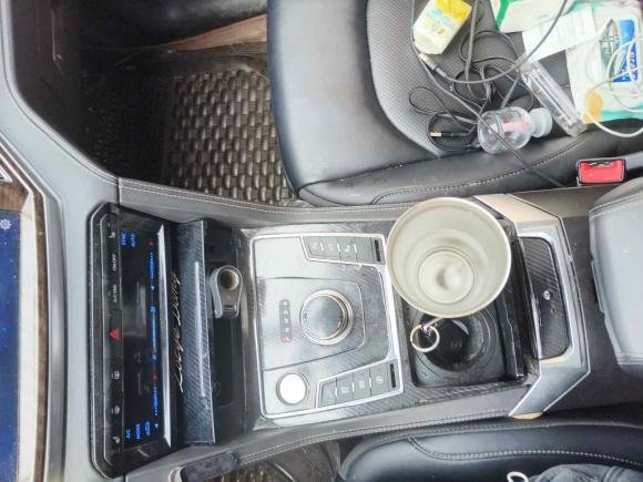 [青岛·鲁U] 二手众泰大迈X72017款 2.0T DCT至尊型