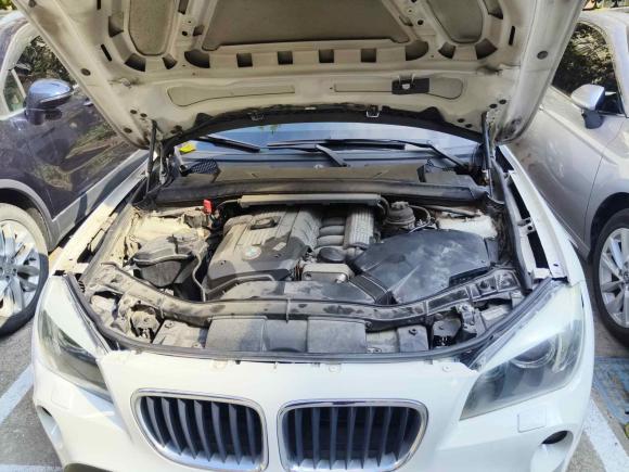 [上海·沪B] 二手宝马宝马X12010款 xDrive25i
