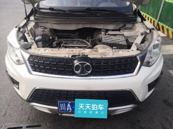 [成都·川A] 二手北京汽车绅宝X352016款 1.5L 手动精英版