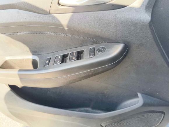 [杭州·浙A] 二手五菱汽车五菱宏光S32018款 1.5T 手动舒适型 国V