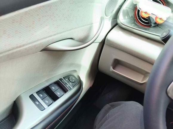 [成都·川A] 二手比亚迪海豚2021款 405km 时尚版