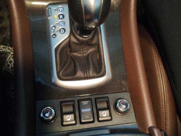 [上海·沪A] 二手英菲尼迪英菲尼迪QX502013款 2.5L 两驱优雅版