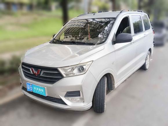 [佛山·粤G] 二手五菱汽车五菱宏光2019款 1.5L S标准型国VI LAR