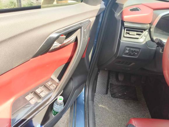 [上海·陕C] 二手东风风行风行T52018款 230T 手动智悦型