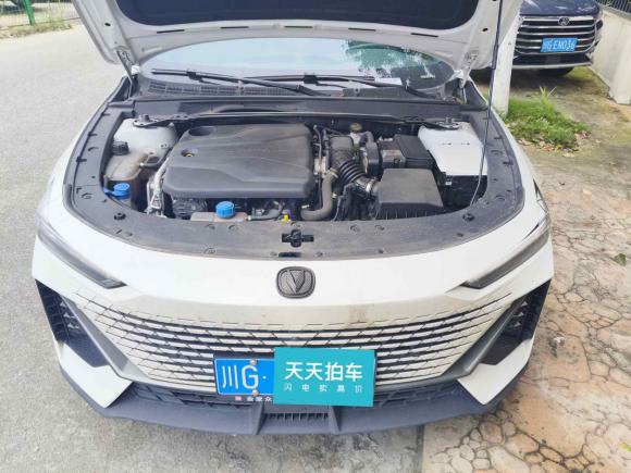 [成都·川G] 二手长安长安UNI-V2022款 1.5T 尊贵型