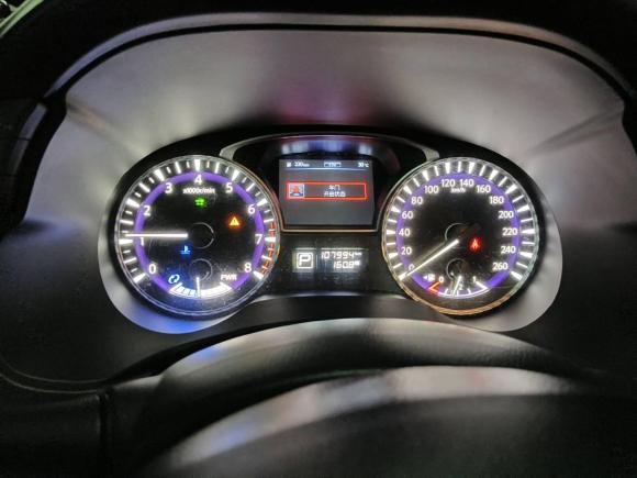 [南京·苏A] 二手英菲尼迪英菲尼迪QX602016款 2.5 S/C Hybrid 两驱卓越版 国V