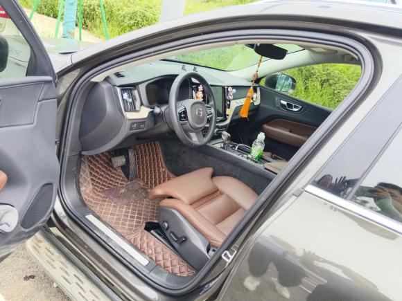 [成都·川A] 二手沃尔沃沃尔沃XC602020款 T5 四驱智远豪华版